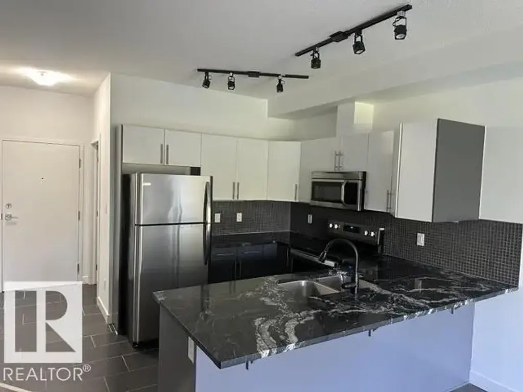 #402 10611 117 St Nw, Edmonton